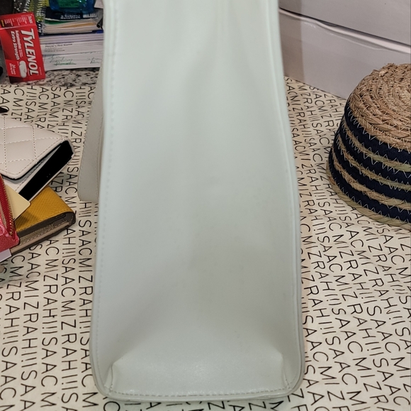 COPY - NWT Large Shoulder Boutique Quilted Vegan Hand Bag & Wallet - Picture 2 of 16